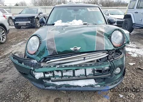 2015 Mini Cooper z USA, uszkodzony, nr VIN WMWXS5C56FT829804